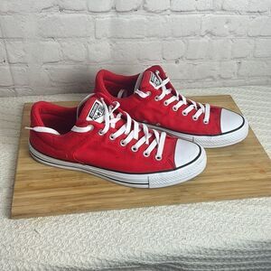 EUC RED CONVERSE SIZE 10
